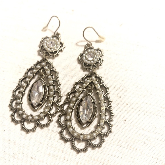 Chloe + Isabel Pearl + Crystal Filigree Earrings - Picture 1 of 2